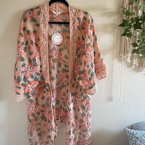 Umgee Pink Floral Kimono with Lace Detail